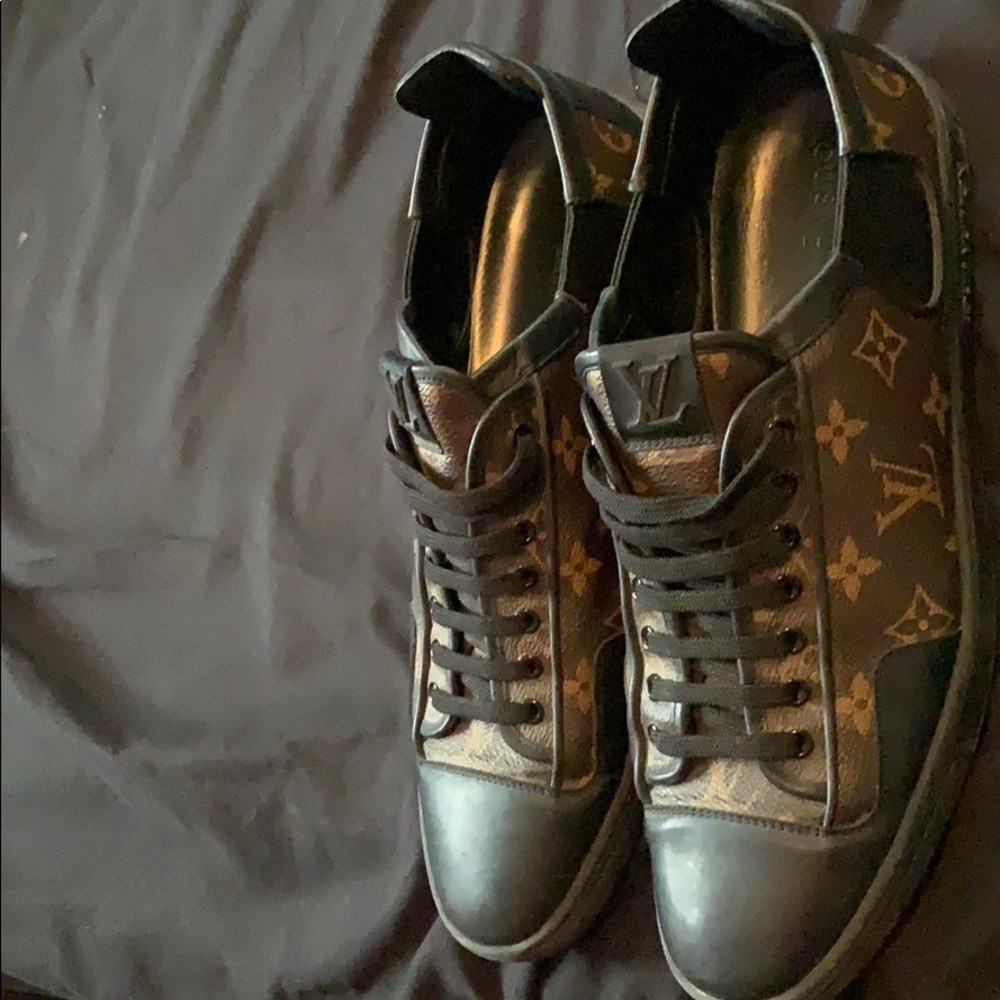 Men Louis Vuitton shoes